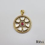 Ritvi Ishu Kundan Pendant with Earrings - Image 2