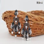Mauni ad earrings