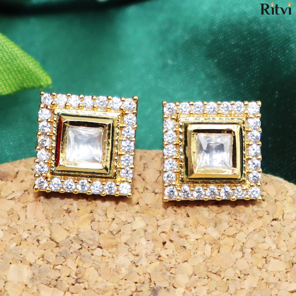 Ritvi Alice Kundan Studs