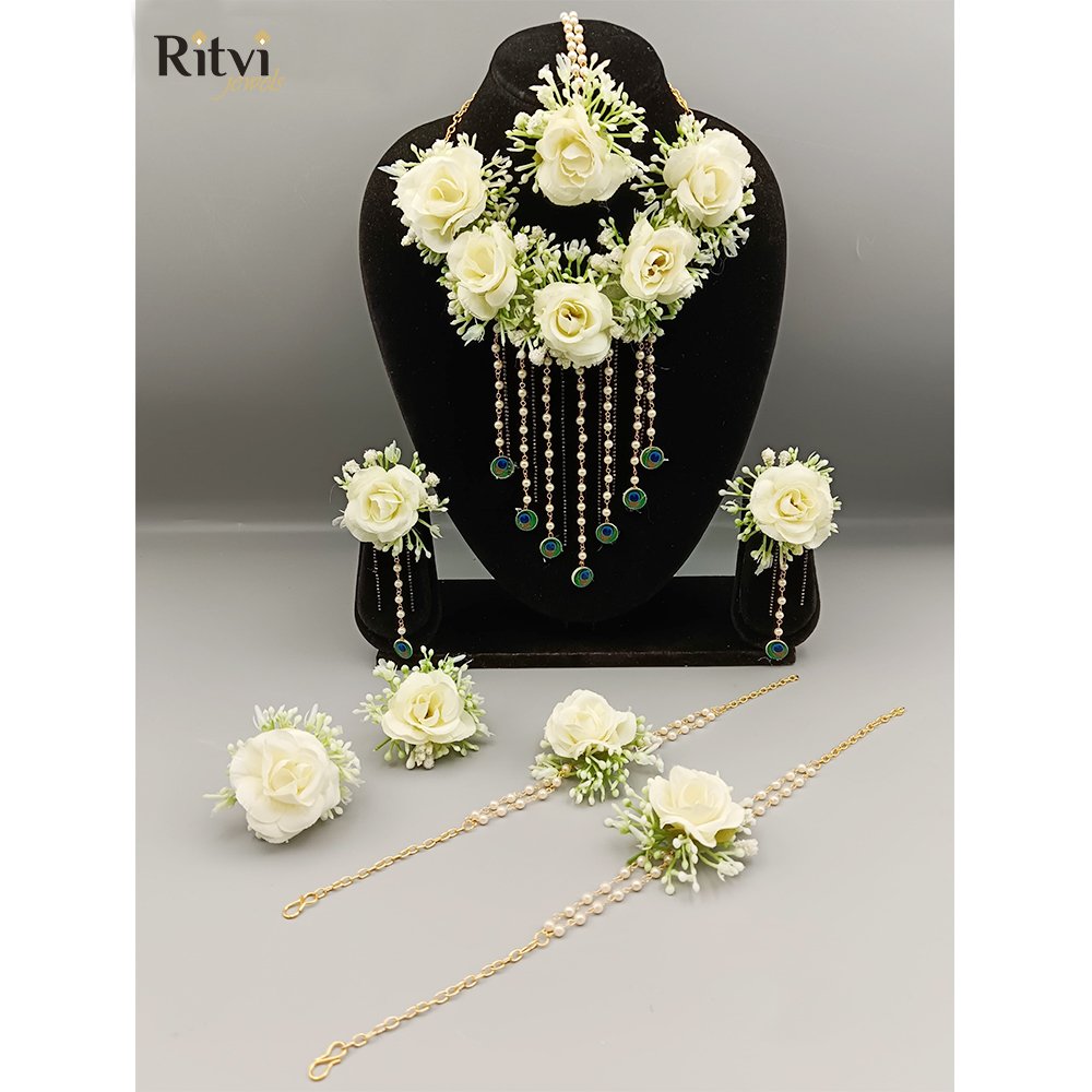 Inaya flower jewellery set