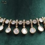 Fara Kundan Necklace Set - Image 2