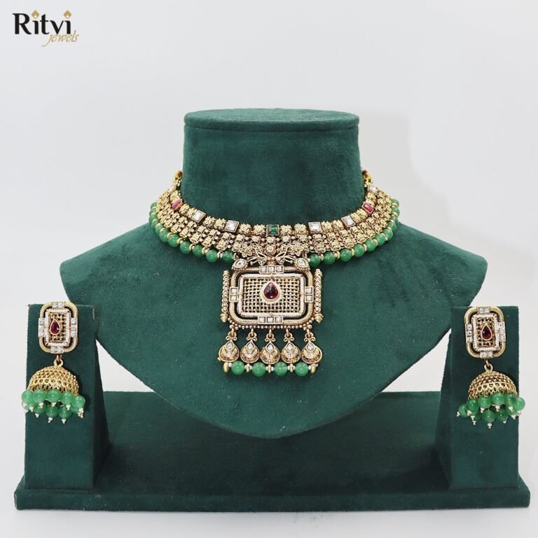 Kriya Antique Gold Necklace Set