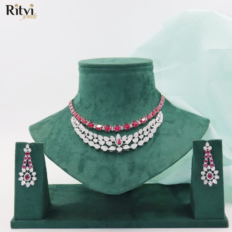Lia Diamond Necklace Set